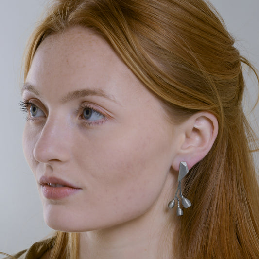 Fyllo Stud with Lyptus Drops in Sterling Silver - Statement Earrings