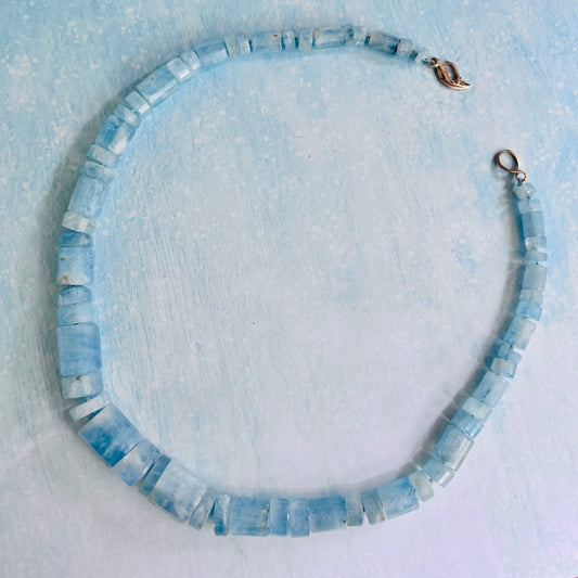 Ocean Glow Aquamarine Necklace with Flow Clasp in Gold