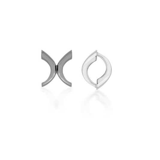 XO Mismatched Stud Earrings in Sterling Silver