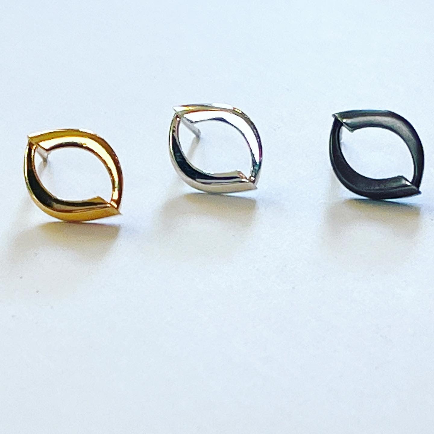 Aksi Stud Earrings in Sterling Silver