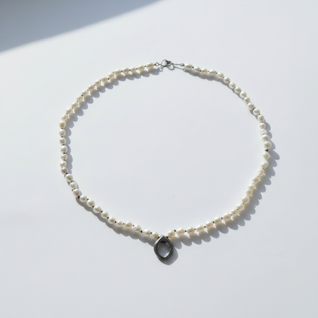 Bud Necklace, Pearl