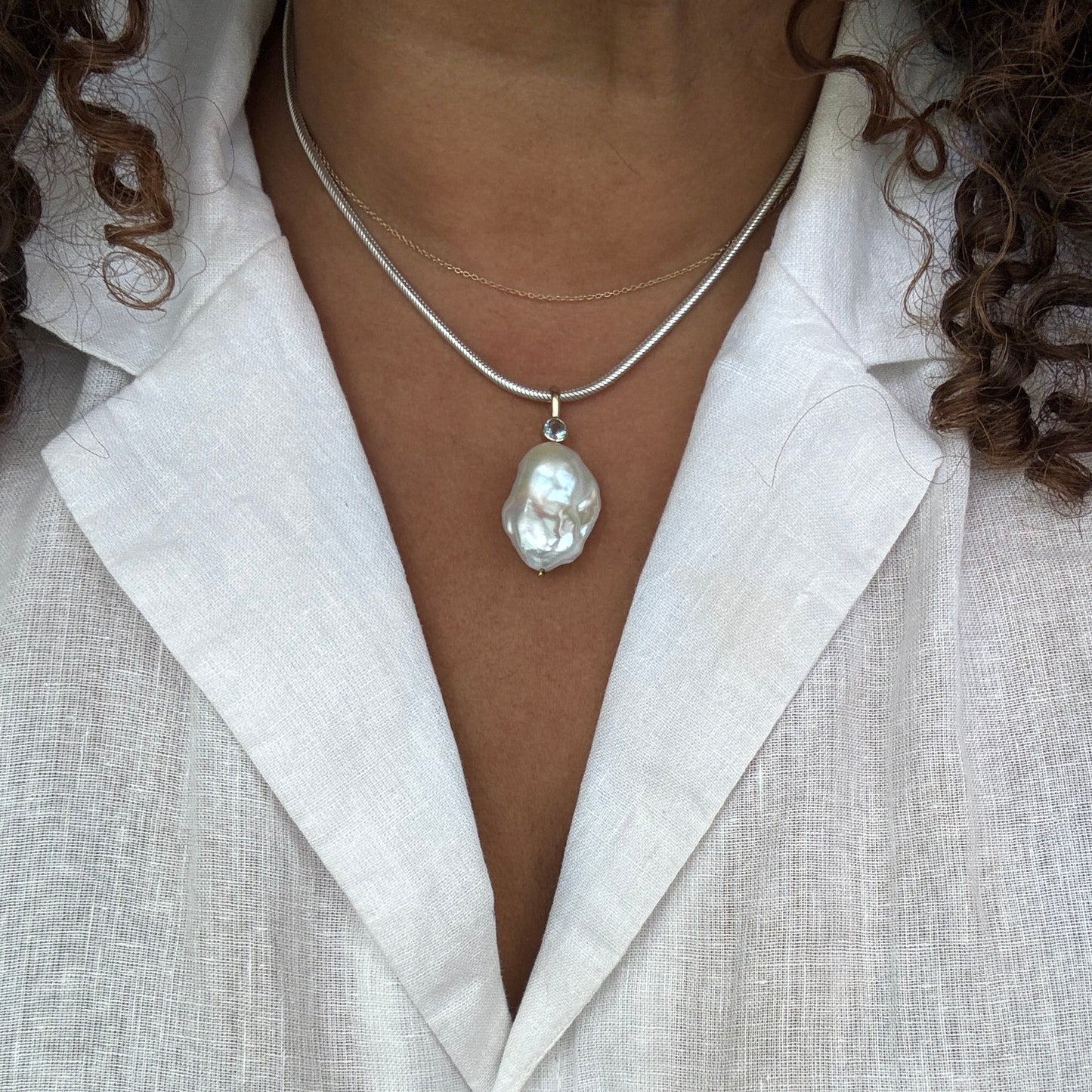 Alnilam Baroque Pendant, Aquamarine Gold