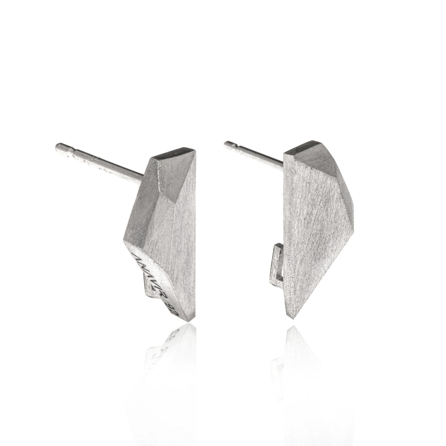 Fyllo Stud Earrings in Sterling Silver