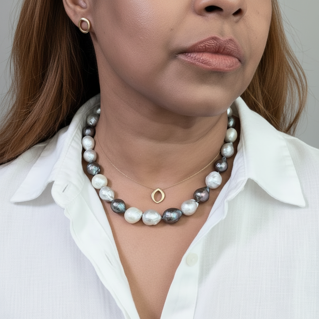 Moonlit Baroque Pearl Necklace with Flow clasp in Sterling Silver