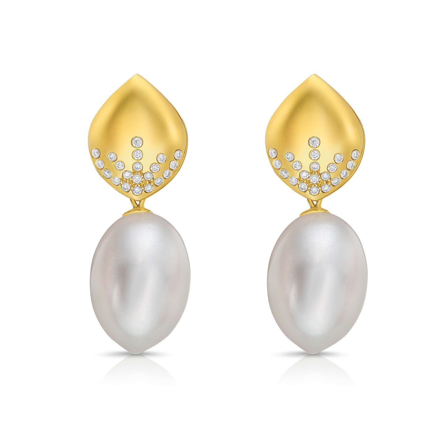 Ova Radiance Earrings in Gold