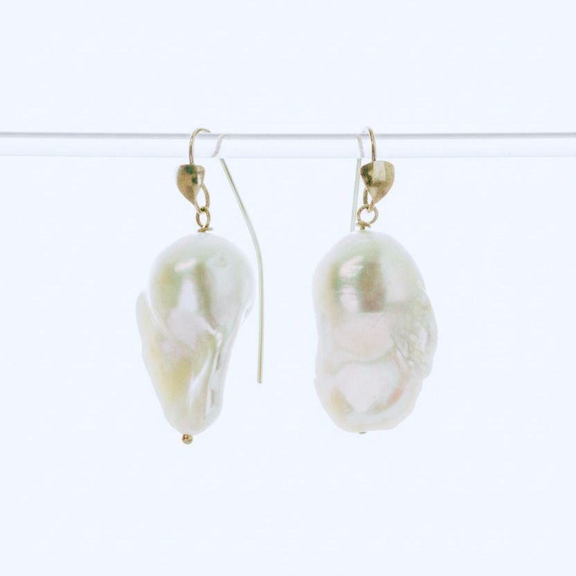Ama Baroque Earrings, White
