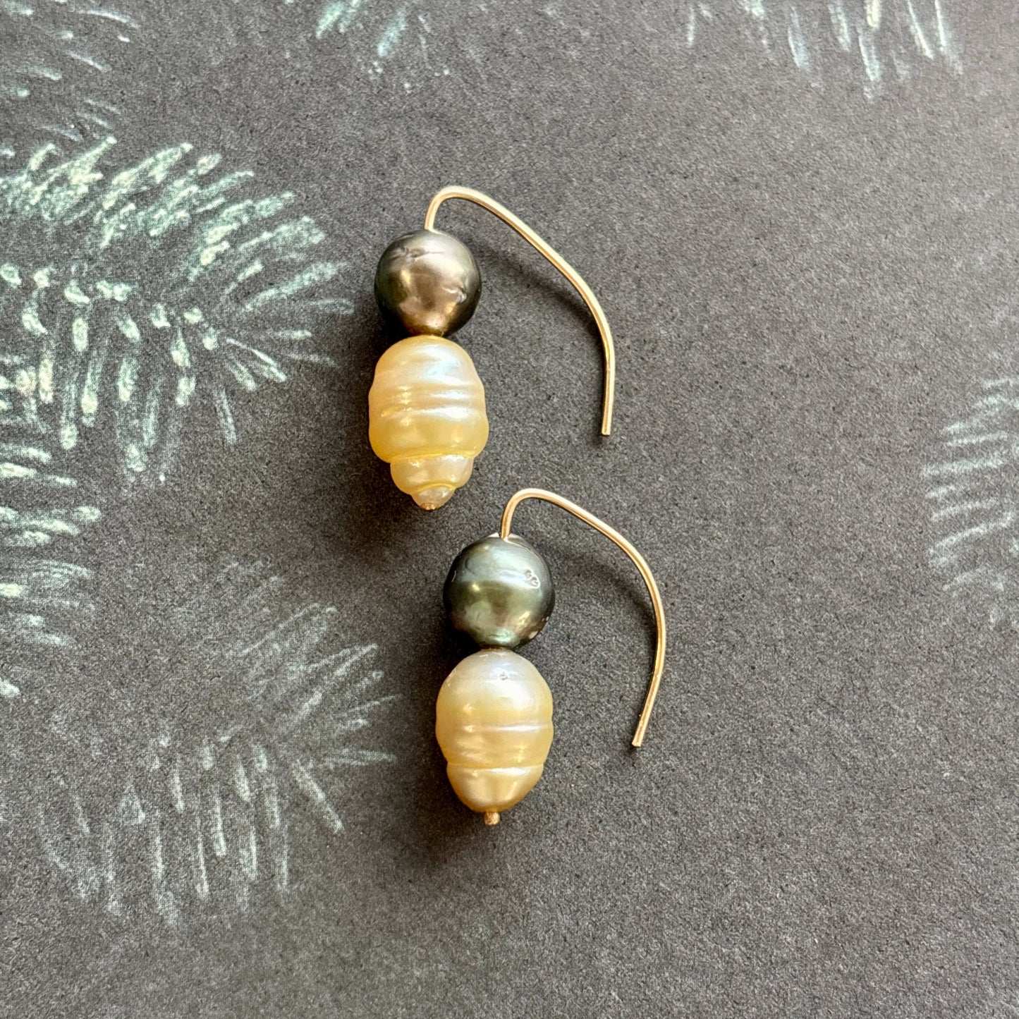 Baroque Golden South Sea & Tahitian Pearls earring hooks in Gold | ANAVIR